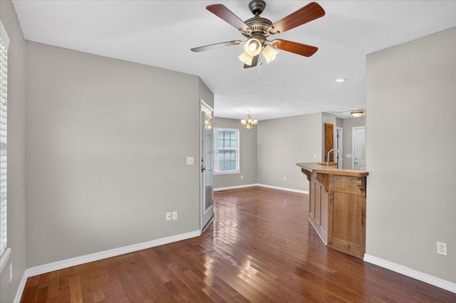 970 Owen Lane, Willard, MO 65781