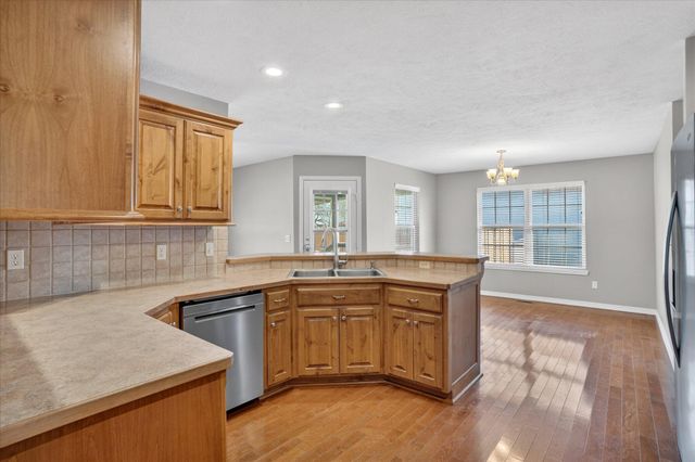 970 Owen Lane, Willard, MO 65781