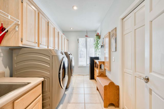 4257 E Misty Woods Street, Springfield, MO 65809