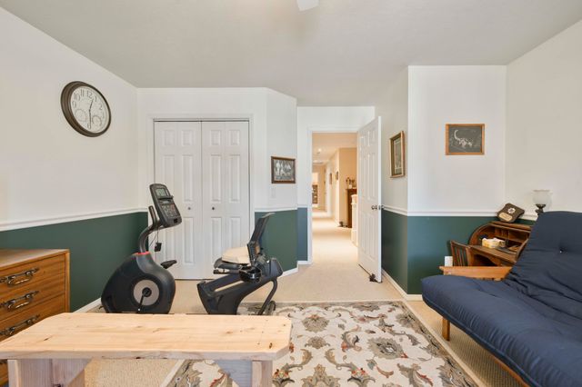 4257 E Misty Woods Street, Springfield, MO 65809