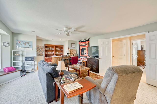 4257 E Misty Woods Street, Springfield, MO 65809