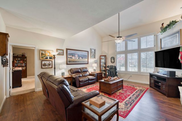 4257 E Misty Woods Street, Springfield, MO 65809