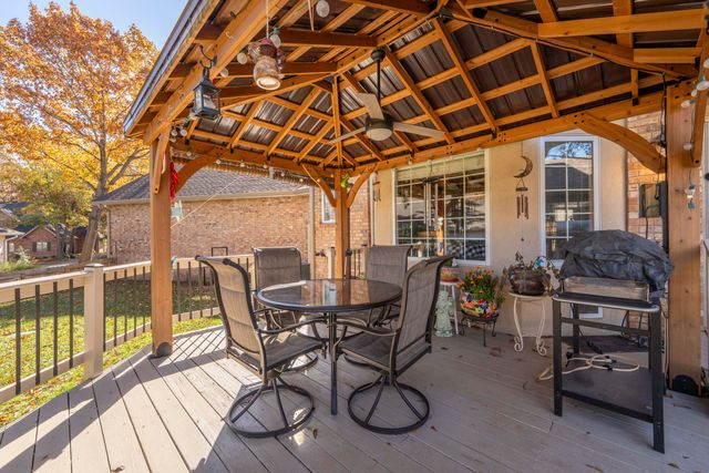 4257 E Misty Woods Street, Springfield, MO 65809