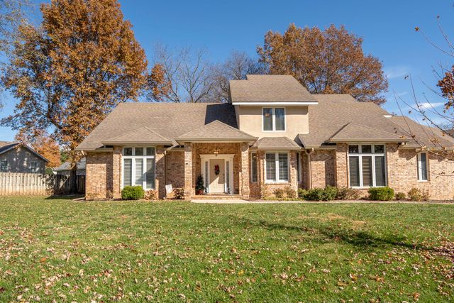 4257 E Misty Woods Street, Springfield, MO 65809