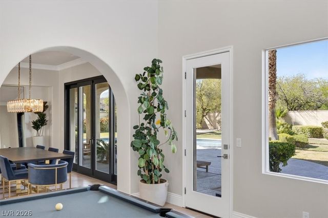 2490 Turtle Head Peak Drive, Las Vegas, NV 89135