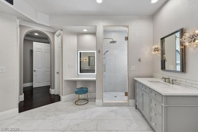 2490 Turtle Head Peak Drive, Las Vegas, NV 89135
