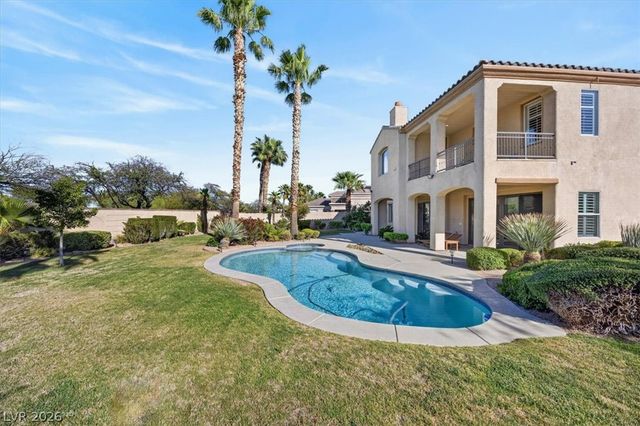 2490 Turtle Head Peak Drive, Las Vegas, NV 89135