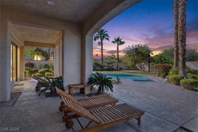 2490 Turtle Head Peak Drive, Las Vegas, NV 89135