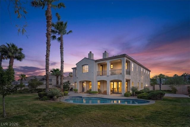 2490 Turtle Head Peak Drive, Las Vegas, NV 89135