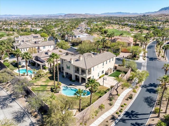 2490 Turtle Head Peak Drive, Las Vegas, NV 89135