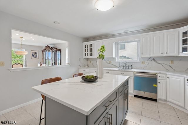 30 Witherspoon St, Nutley Twp., NJ 07110