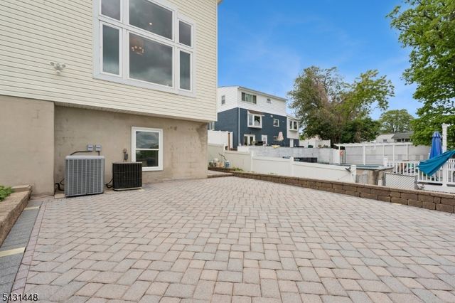 30 Witherspoon St, Nutley Twp., NJ 07110