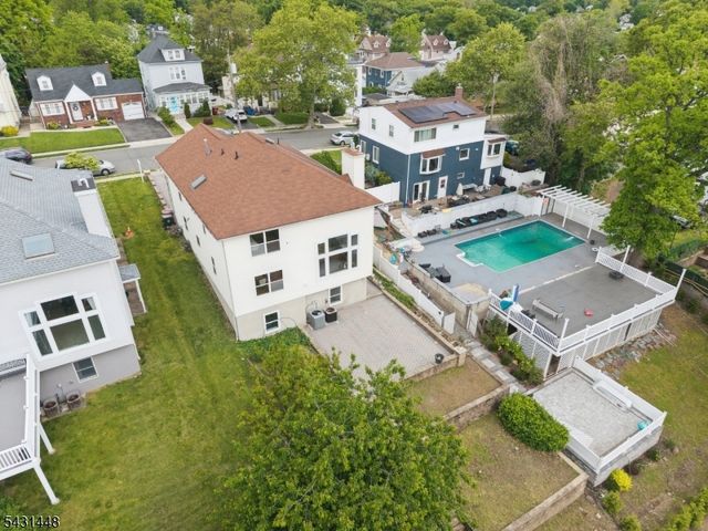30 Witherspoon St, Nutley Twp., NJ 07110