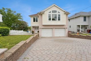 30 Witherspoon St, Nutley Twp., NJ 07110