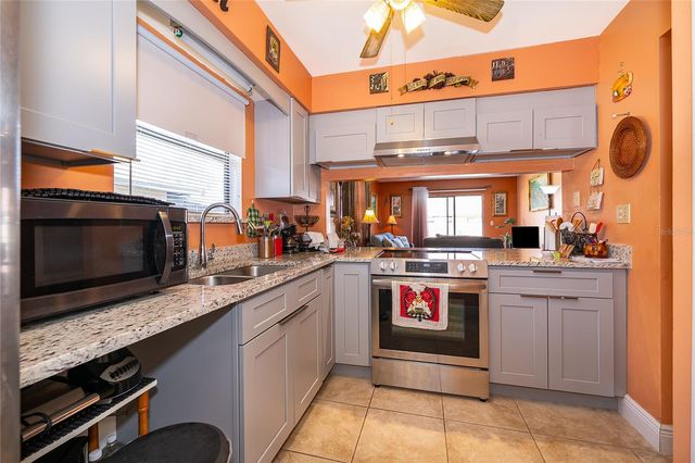 2123 ST MARTEEN COURT, Kissimmee, FL 34741