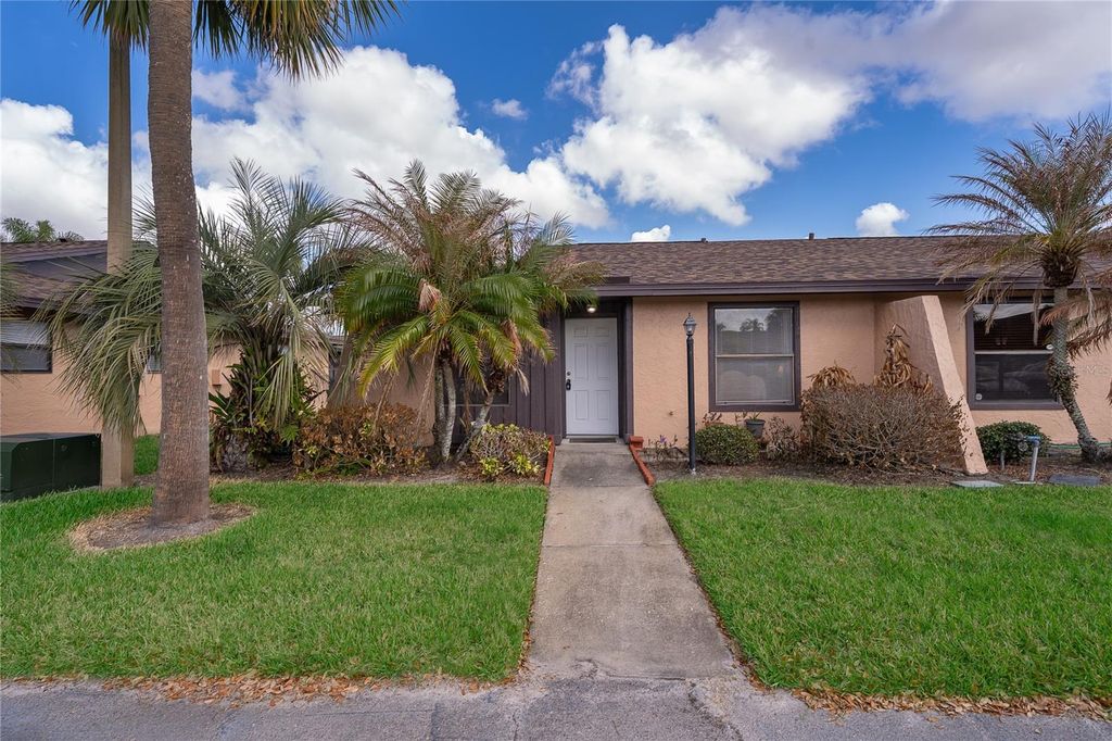 Image 1 of property listing at 2123 ST MARTEEN COURT, Kissimmee, FL 34741