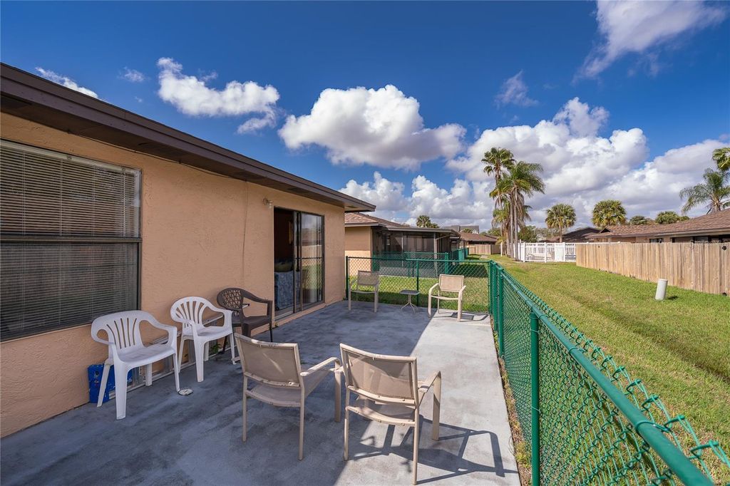 Image 14 of property listing at 2123 ST MARTEEN COURT, Kissimmee, FL 34741