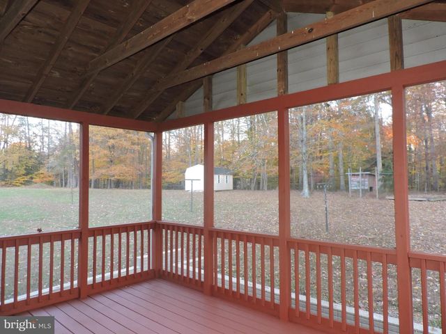 52 FOREST HILL LN, Stafford, VA 22556