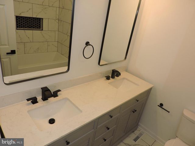 52 FOREST HILL LN, Stafford, VA 22556