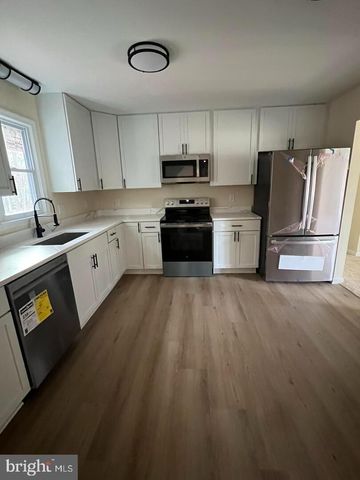 52 FOREST HILL LN, Stafford, VA 22556