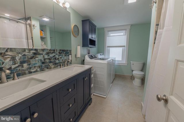 302 N 5TH ST, Emmaus, PA 18049