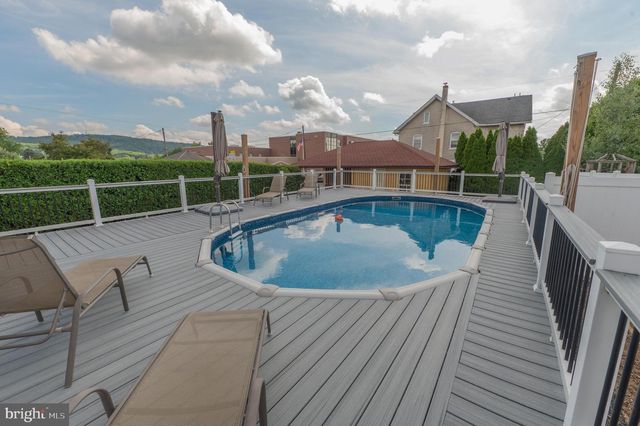 302 N 5TH ST, Emmaus, PA 18049