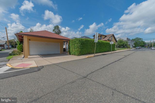 302 N 5TH ST, Emmaus, PA 18049