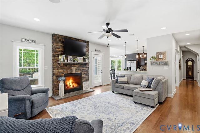 6009 Swans Ln, Mechanicsville, VA 23111
