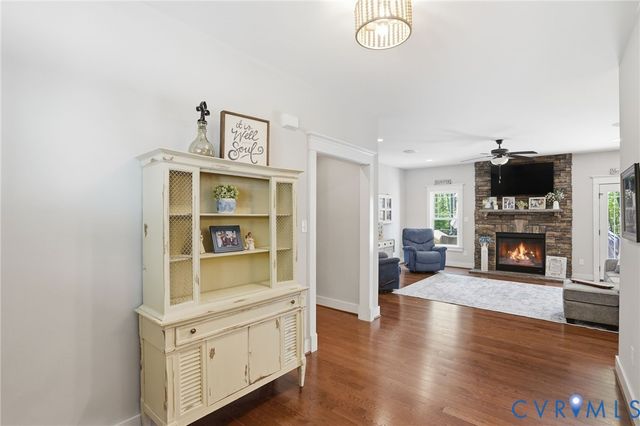 6009 Swans Ln, Mechanicsville, VA 23111