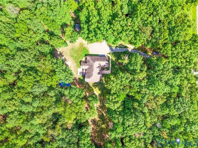 6009 Swans Ln, Mechanicsville, VA 23111