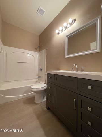 10024 E ISLETA Avenue, Mesa, AZ 85209