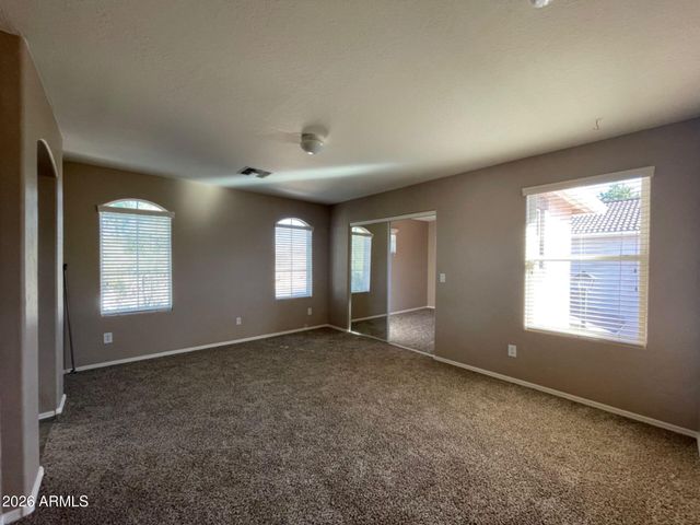 10024 E ISLETA Avenue, Mesa, AZ 85209