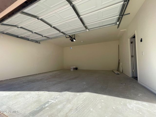 10024 E ISLETA Avenue, Mesa, AZ 85209
