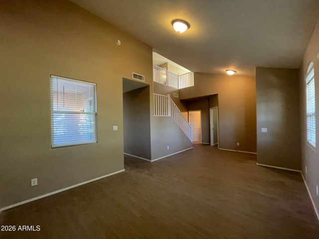 10024 E ISLETA Avenue, Mesa, AZ 85209