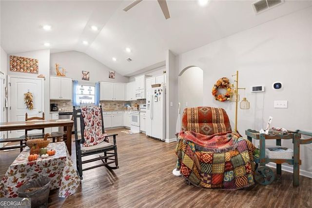 413 River Bluff Drive, Temple, GA 30179