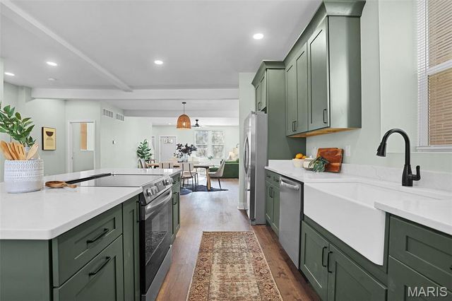 5027 S Grand Boulevard, St Louis, MO 63111