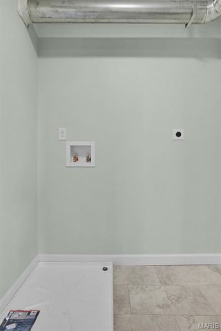 5027 S Grand Boulevard, St Louis, MO 63111