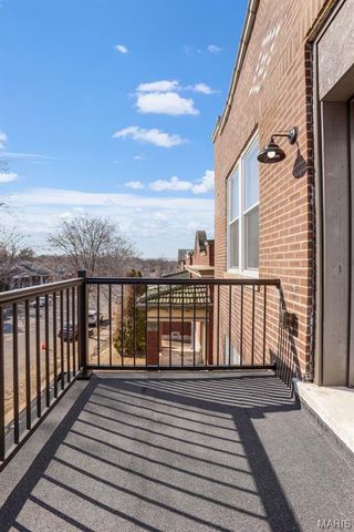 5027 S Grand Boulevard, St Louis, MO 63111