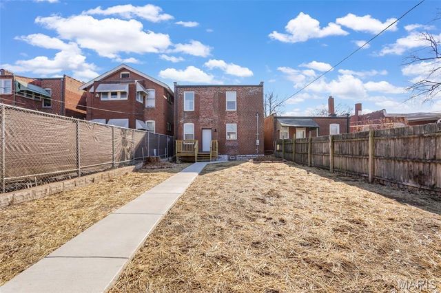 5027 S Grand Boulevard, St Louis, MO 63111