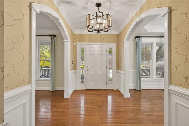 101 Lafayette PT, Carrollton, VA 23314
