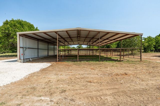 1445 County Road 428, Stephenville, TX 76401