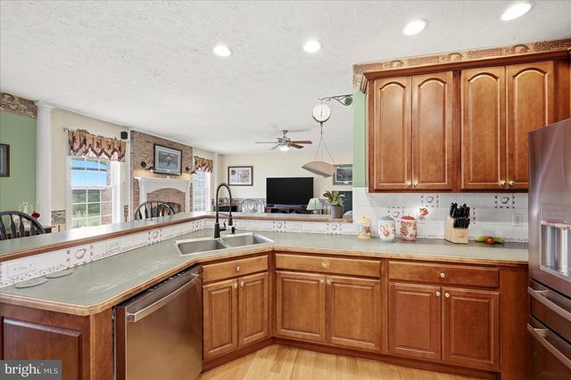 6264 MIDDLE RD, Stephens City, VA 22655