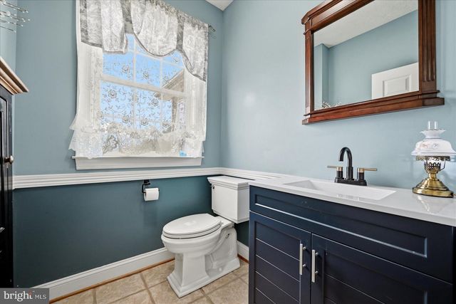 6264 MIDDLE RD, Stephens City, VA 22655