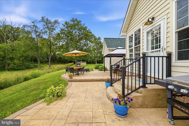 6264 MIDDLE RD, Stephens City, VA 22655