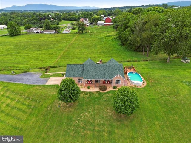 6264 MIDDLE RD, Stephens City, VA 22655