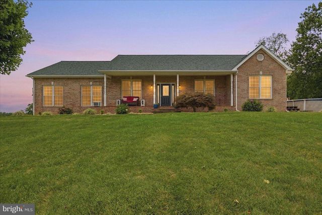 6264 MIDDLE RD, Stephens City, VA 22655