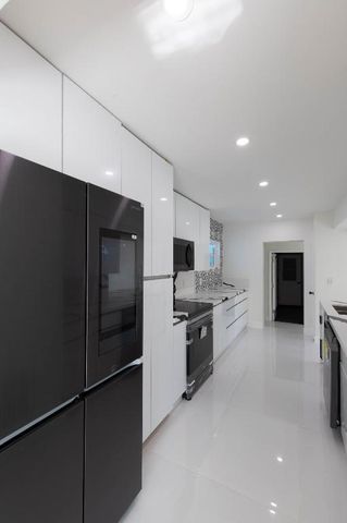 1919 Mimosa Avenue, Fort Pierce, FL 34949