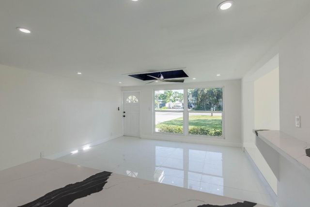 1919 Mimosa Avenue, Fort Pierce, FL 34949