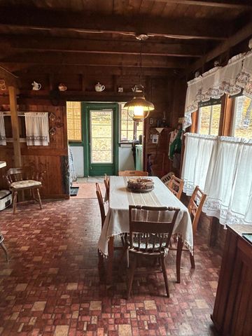 104 North Winnimere Road, Greensboro, VT 05841