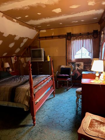 104 North Winnimere Road, Greensboro, VT 05841